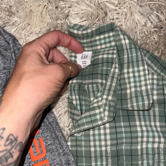 Toddler boy shirt bundle - Picture 3 of 6